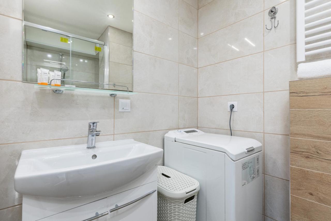 Marynarzy Okretow Pogranicza Apartments By Noclegi Renters Kołobrzeg Buitenkant foto